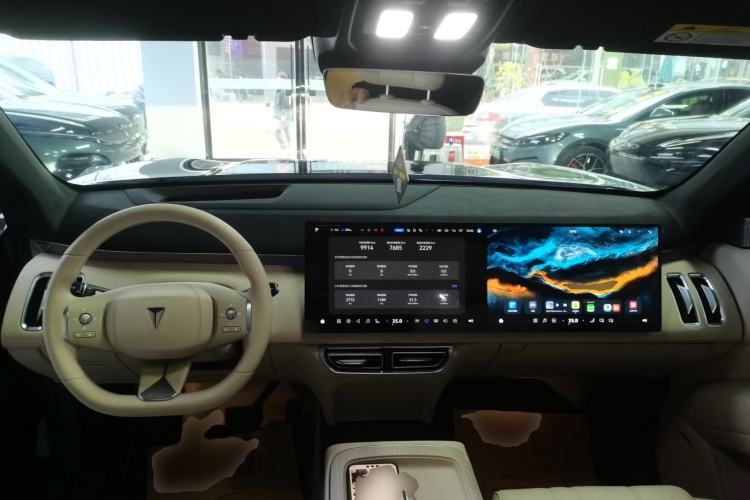 Used Deepal S09 2025 Four-Wheel Drive Ultra+ Custom Edition
