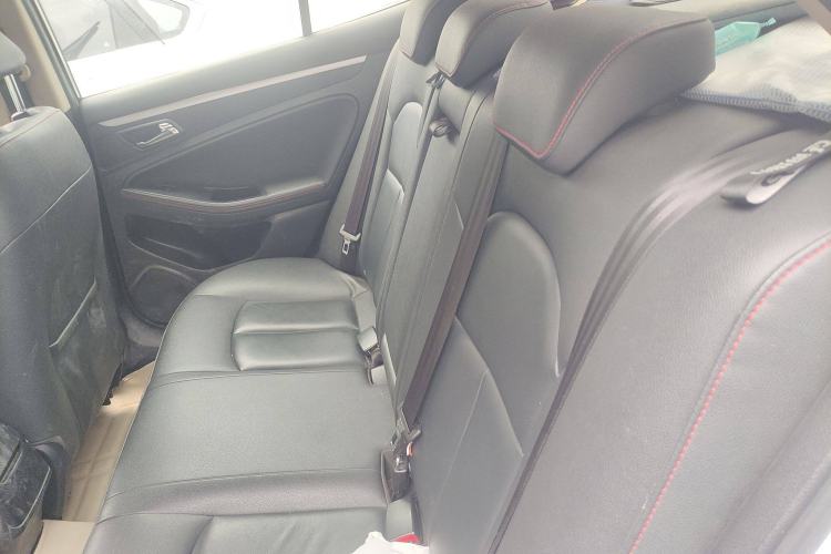 Used Bestune B70 2014 2.0L automatic luxury version Left Rear Seat