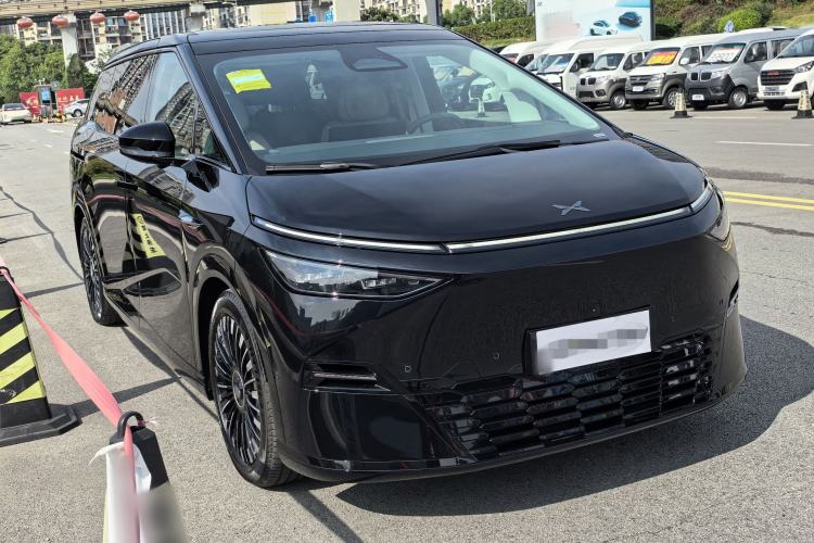 Used XPeng X9 2025 740 Ultra-Long Range Max