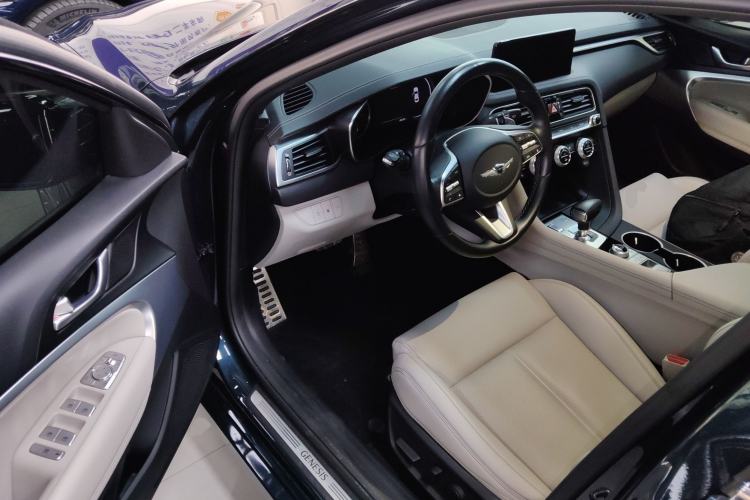 Used Genesis G70 2021 2.0T Rear-Drive Luxury Edition