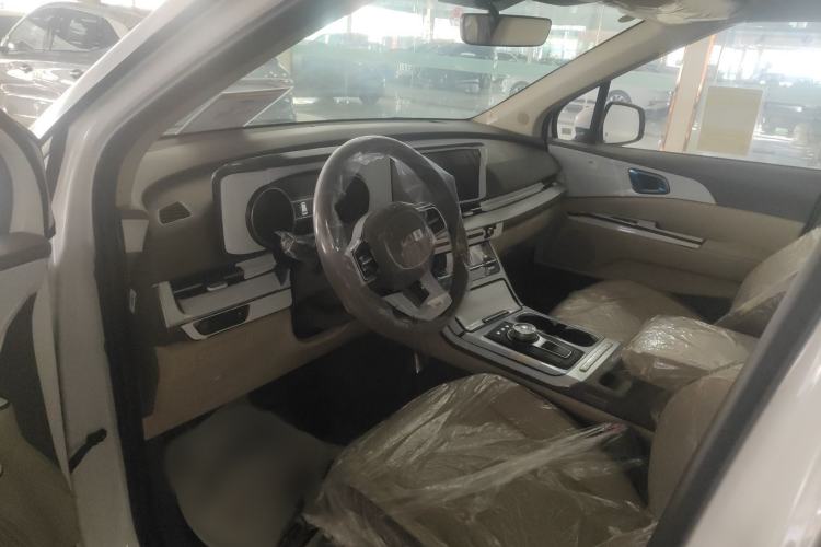 Used Kia Carnival 2026 Model 2.0T Luxury Edition Interior 3