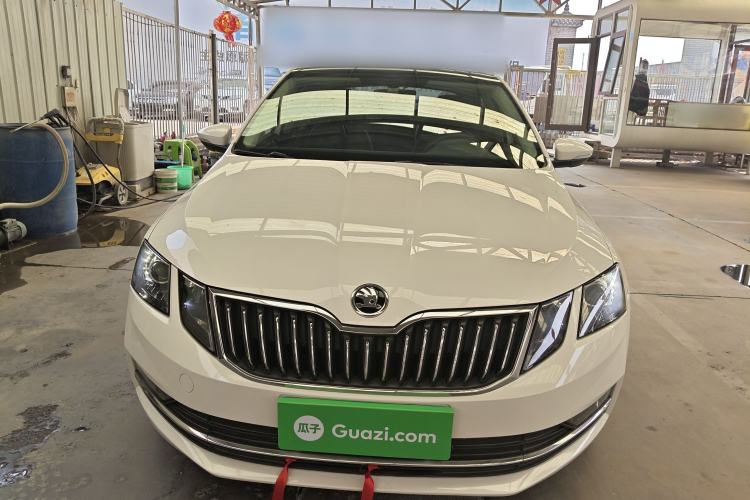 Used Skoda Octavia 2020 1.5L Automatic SmartDrive Luxury Edition Front