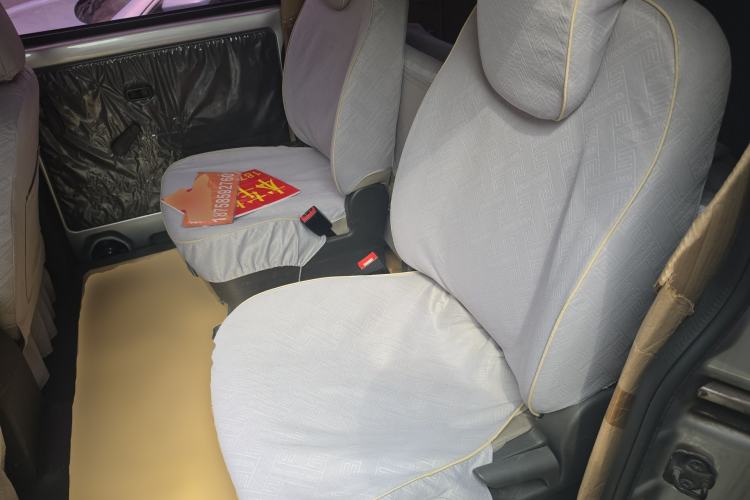 Used Wuling Rongguang V 2016 1.5L Standard Version