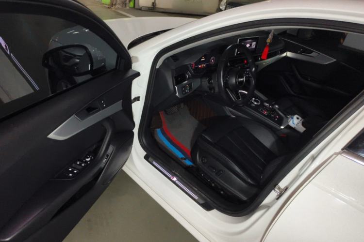 Used Audi A4L 2019 40 TFSI Fashion Edition China VI Emission Standard