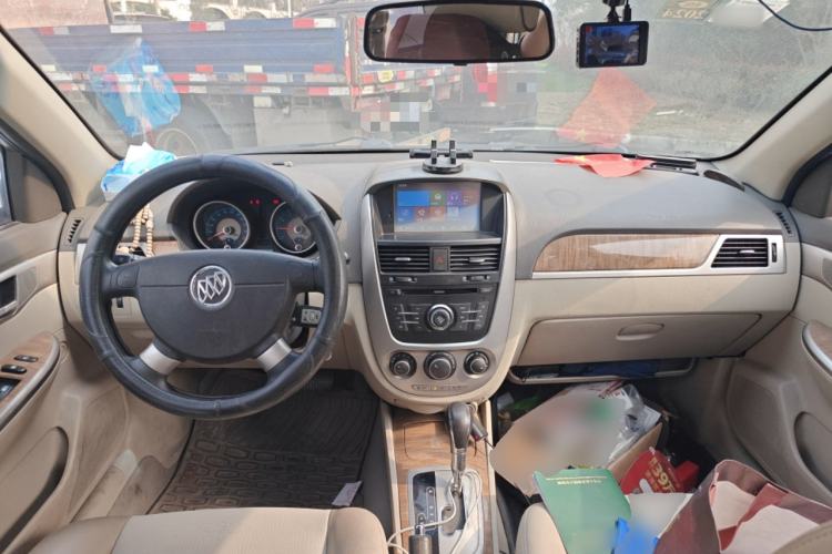 Used Buick Excelle 2015 1.5L Automatic Classic Model
