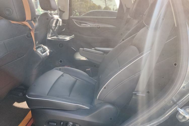 Used Buick Enclave 2022 652T Two-Wheel-Drive Prestige 7-Seater
