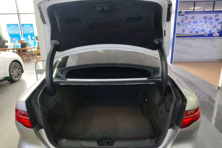 Used Jaguar XEL 2024 2.0T 250 PS R-DYNAMIC S Advanced Sport Edition
