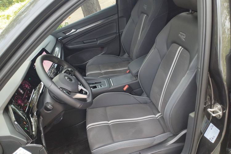 Used Volkswagen Golf 2023 Facelift 280TSI DSG R-Line Lite