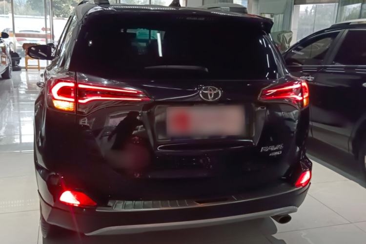 Used Toyota RAV4 2016 2.5L Automatic 4x4 Elite Edition