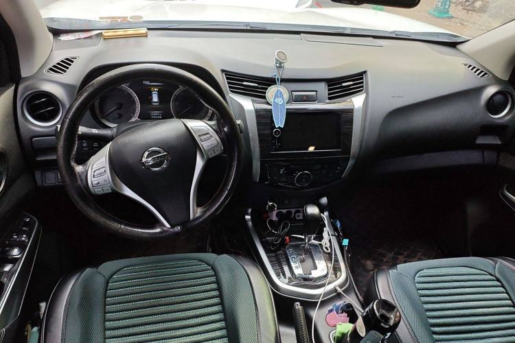 Used Nissan Terra 2018 2.5L Automatic 4x4 Flagship Edition
