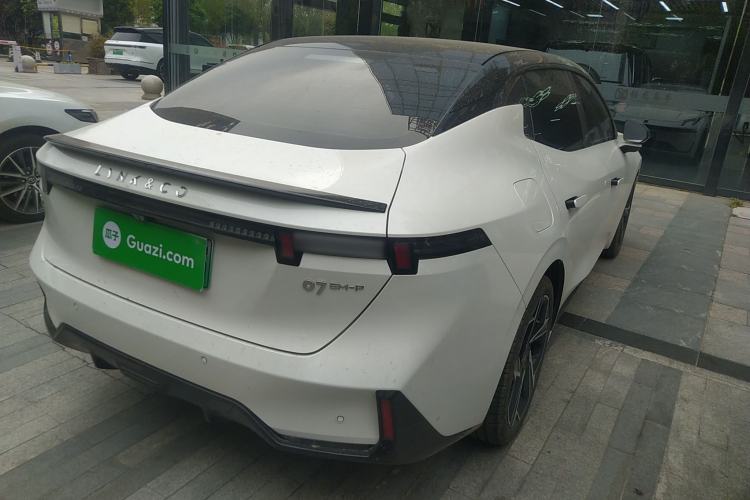 Used Lynk & Co 07 2024 EM-P 126 Long-Range Halo
