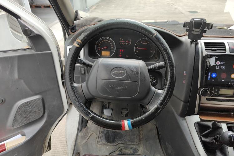 Used Jinbei Express 2020 2.0L Upgraded Version China VI Standard 6-Seater 1TZS