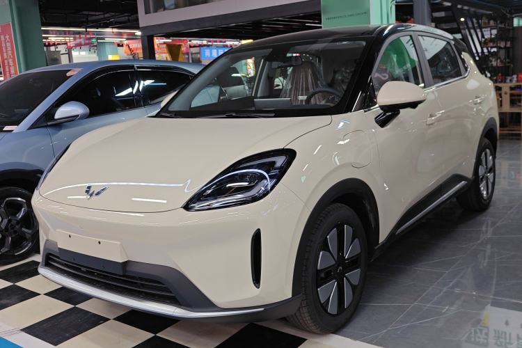 Used Wuling Bingo S 2025 Model 430km Deluxe Edition