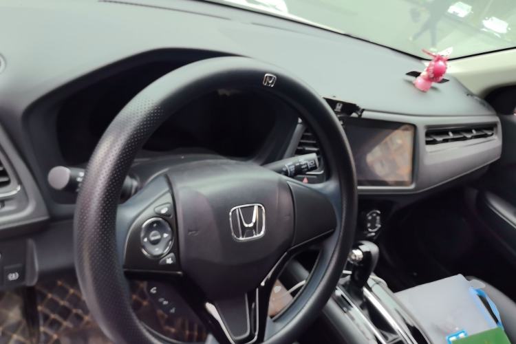 Used Honda Vezel 2020 1.5L CVT Pioneer Edition
