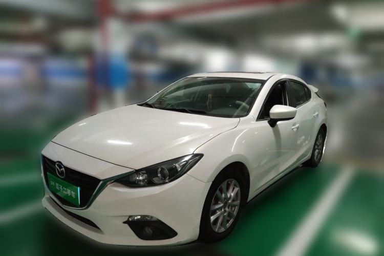 Used Mazda 3 Axela 2016 Sedan 1.5L Automatic Luxury Model