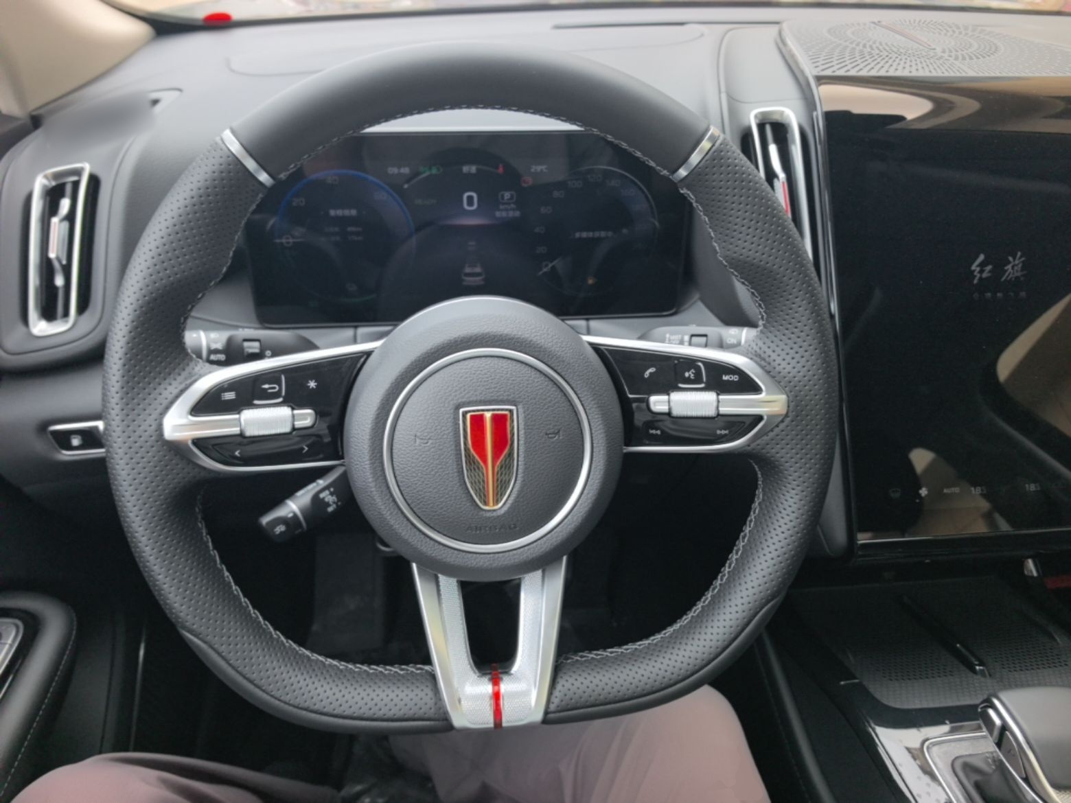 Hongqi HS3 PHEV 2025 Model PHEV 117km Jingwei PLUS Edition — снимка 13