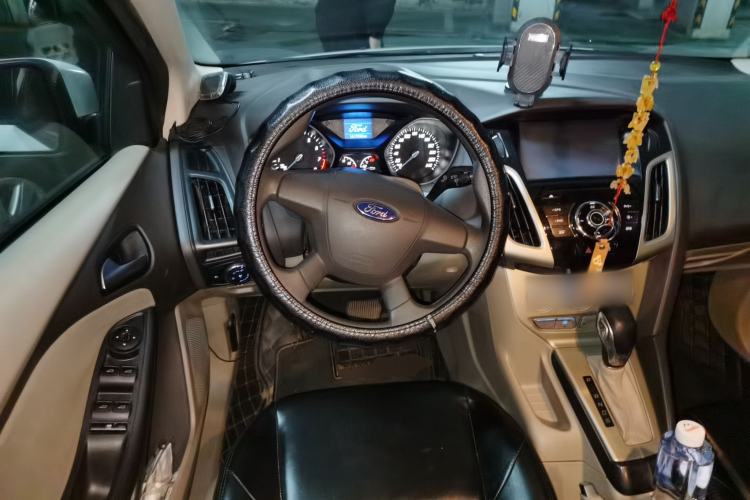 Used Ford Focus 2012 Sedan 1.6L Automatic Comfort Model
