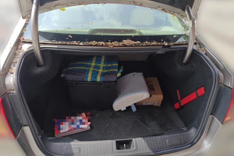 Used Roewe 950 2012 2.4L Luxury Edition Trunk