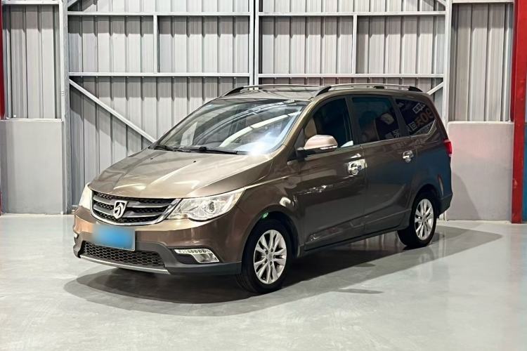 Used Baojun 730 2014 1.5L Manual Luxury Navigation ESP Version 7 Seats
