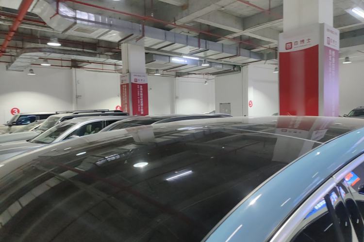 Used Li Auto L8 2023 Pro Model Roof