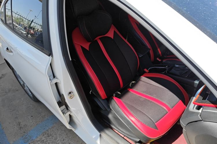 Used Roewe i5 2020 1.5L Automatic 4G Connected Linghao Edition