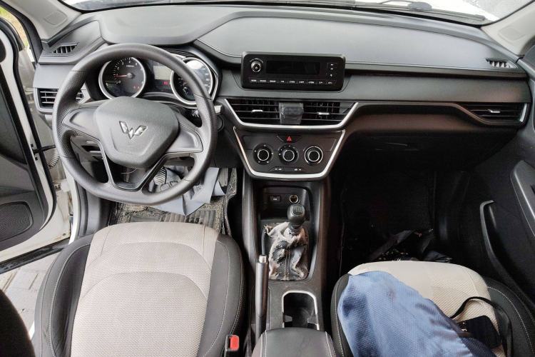 Used Wuling Hongguang S3 2018 1.5L Manual Standard Version China V Standard