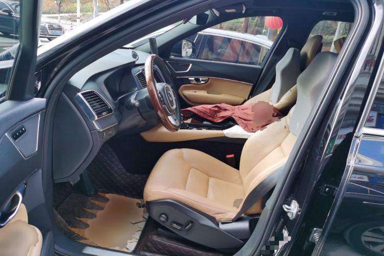 Used Volvo XC90 2017 T6 Zhiyi Edition 5-seater Driver Seat