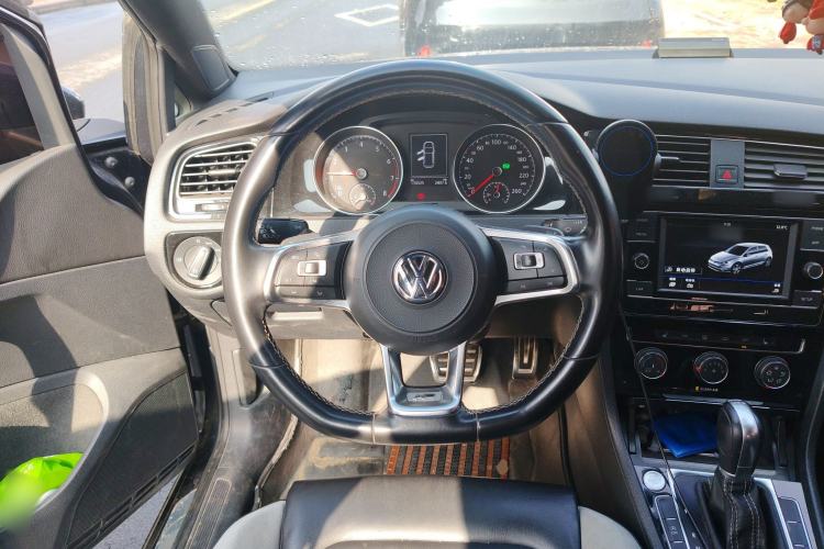 Used Volkswagen Golf 2018 280TSI Automatic R-Line Model