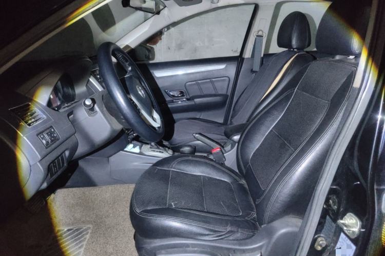 Used FORTHING Joyear S50 2014 1.6L CVT Luxury Model Left Front Seat