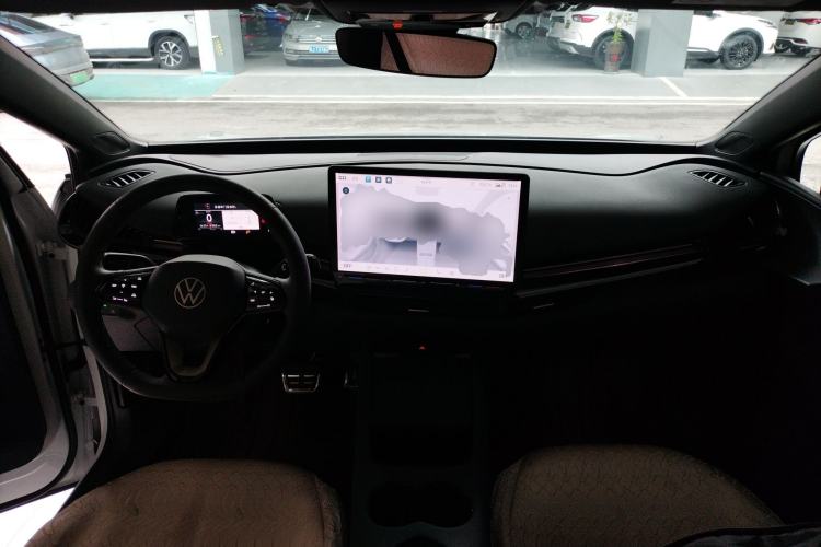 Used Volkswagen ID.UNYX 2024 Pro Long-Range Version Center Console