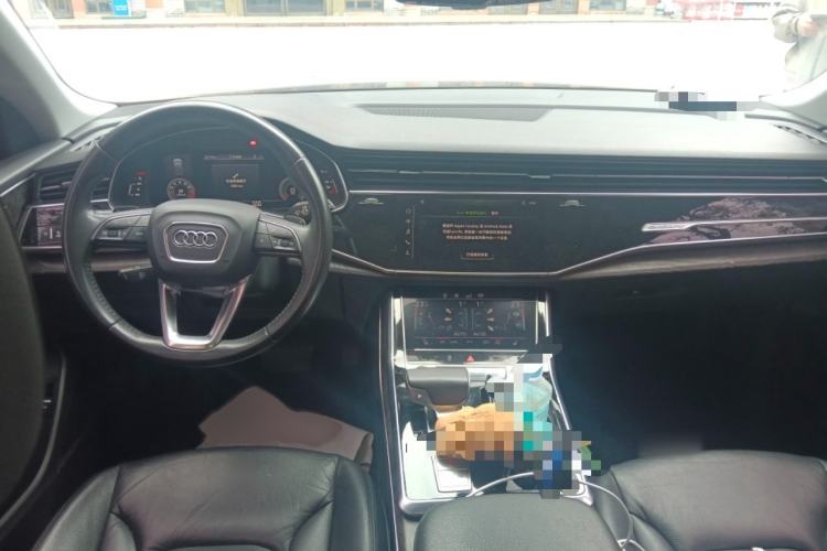 Used Audi Q8 2019 45 TFSI Luxury Prestige Edition Interior 2