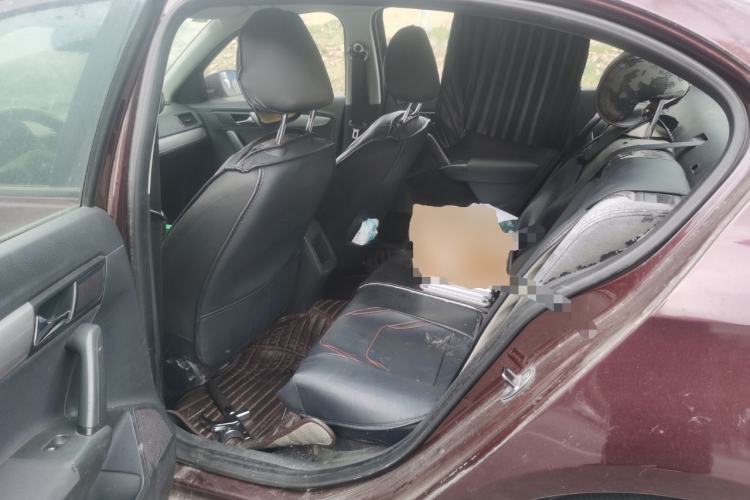 Used Volkswagen Lavida 2013 1.6L Manual Fashion Edition Left Rear Seat