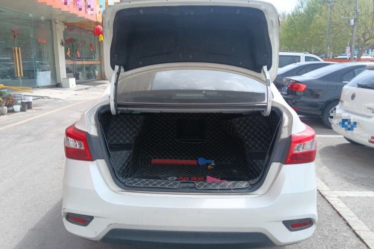 Used Nissan Sylphy 2022 Classic 1.6XL CVT Luxury Edition Trunk