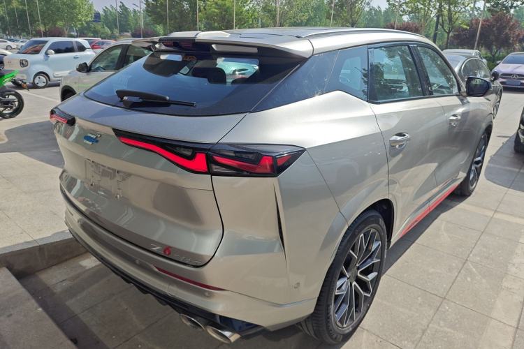 Used CHANGAN OSHAN Z6 2022 Blue Whale 1.5T DCT Smart Navigation Model