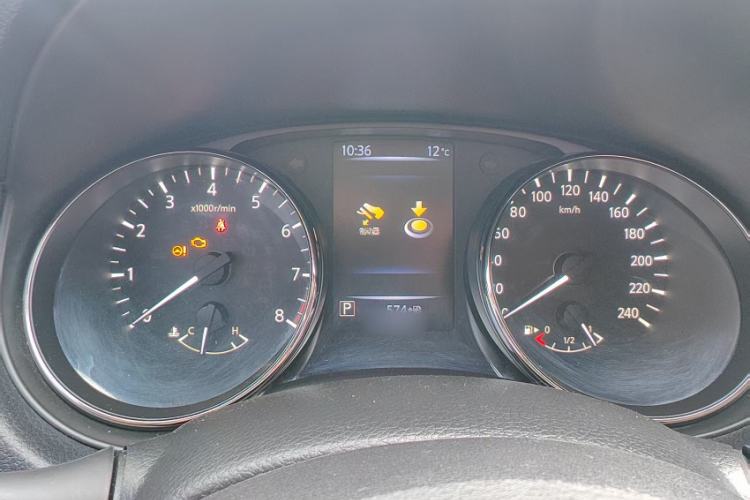 Used Nissan X-Trail 2019 2.0L CVT Smart Connect Comfort Edition 2WD Interior 3