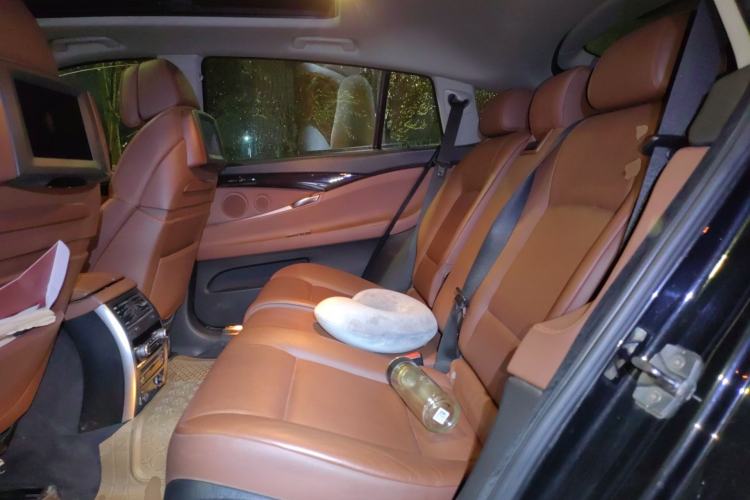 Used BMW 5 Series GT 2010 535i Luxury Edition Left Rear Seat