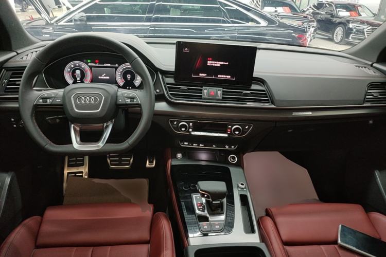 Used Audi Q5L 2025 quattro 45th Anniversary Edition 40 TFSI Luxury Dynamic Model
