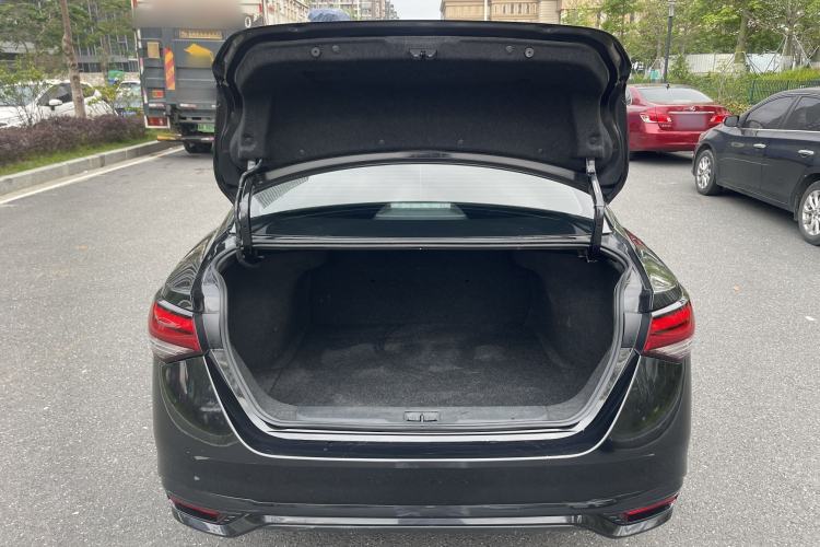 Used Nissan Sylphy 2023 1.6L CVT Black Gold Edition Trunk