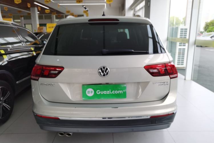 Used Volkswagen Tiguan L 2020 330TSI Automatic Two-Wheel Drive Smart Luxury Edition China VI Standard Rear