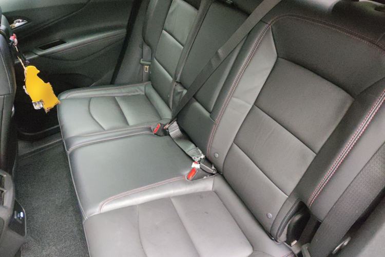 Used Chevrolet Equinox 2019 Redline 550T Automatic All-Wheel-Drive RS Model China VI Standard
