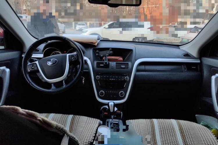 Used Bestune X80 2013 2.0L automatic comfort version
