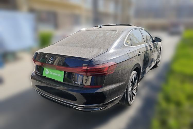 Used Volkswagen Passat 2023 Facelift 330TSI Luxury Edition