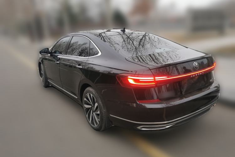 Used Volkswagen Passat 2022 330TSI Starry Luxury Edition
