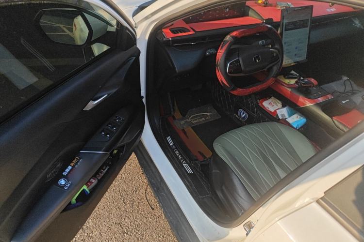 Used CHANGAN Eado DD 2023 Blue Whale NE 1.5T GDI DCT Luxury Edition
