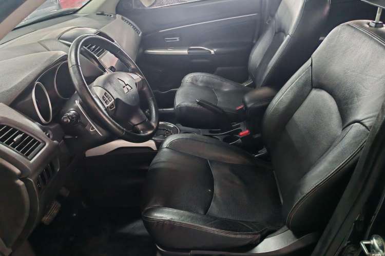 Used Mitsubishi ASX 2013 2.0L CVT Two-Wheel Drive Luxury Edition