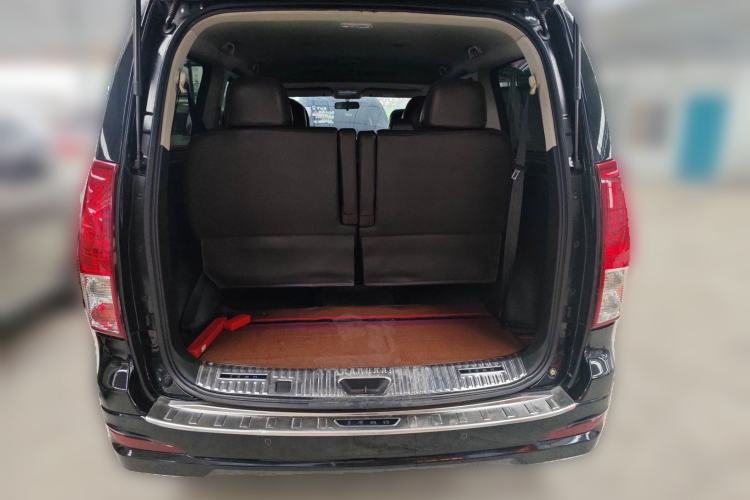 Used FORTHING Lingzhi PLUS 2021 2.0L Manual Luxury 7-Seater Trunk