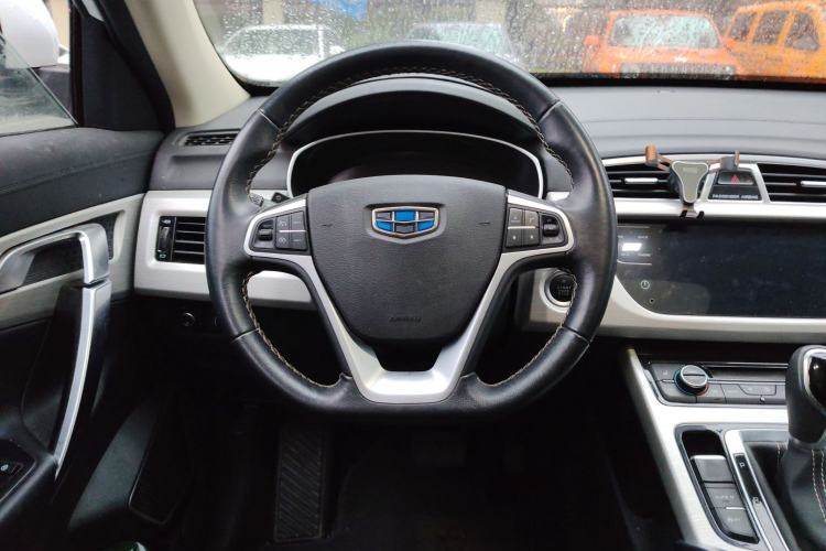 Used Geely Auto Emgrand X7 Sport 2018 1.8TD Automatic Two-Wheel Drive Smart 4G Connected Version