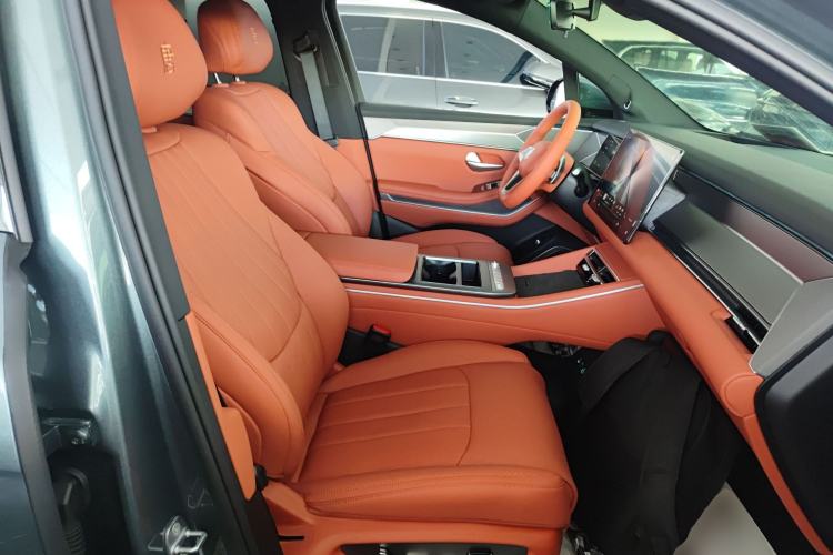 Used BYD Tang L 2025 DM 215KM LiDAR Flagship Model
