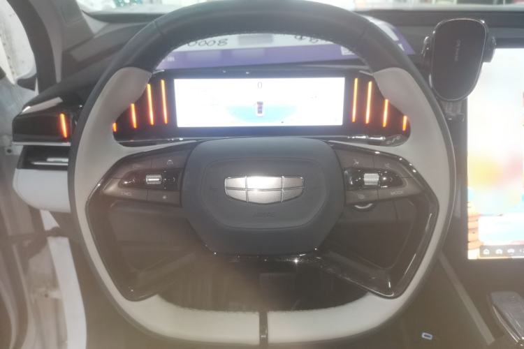 Used Geely Auto FX11 2024 1.5TD DCT Prestige Edition