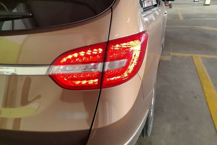 Used Buick GL8 2018 28T Luxury Model China VI Standard